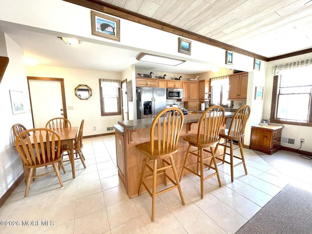 Dining room, Interior, Kitchen, Stainless Steel Appliances