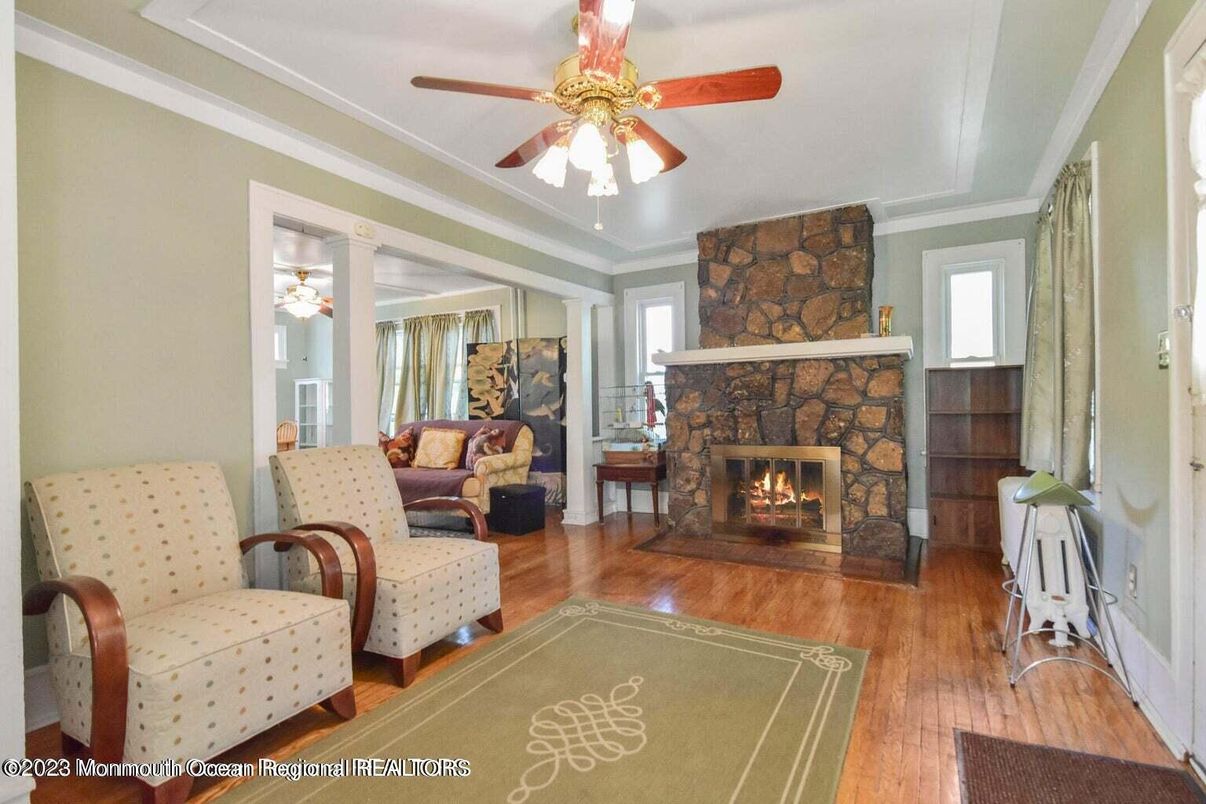 DE Listing image placeholder