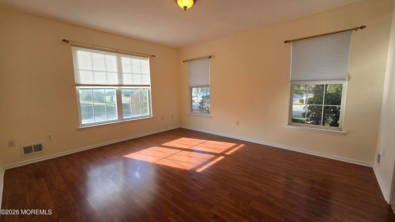 DE Listing image placeholder