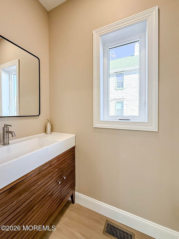 DE Listing image placeholder