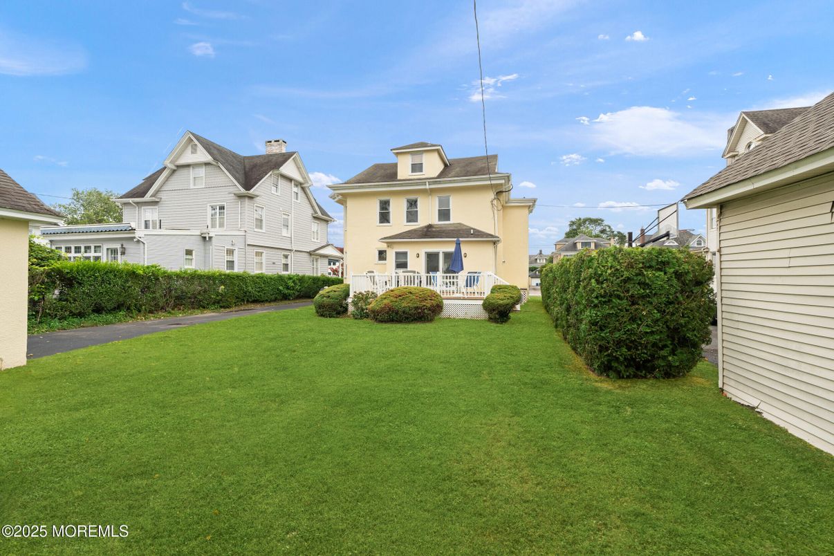 Backyard, Exterior, Facade, French Provincial