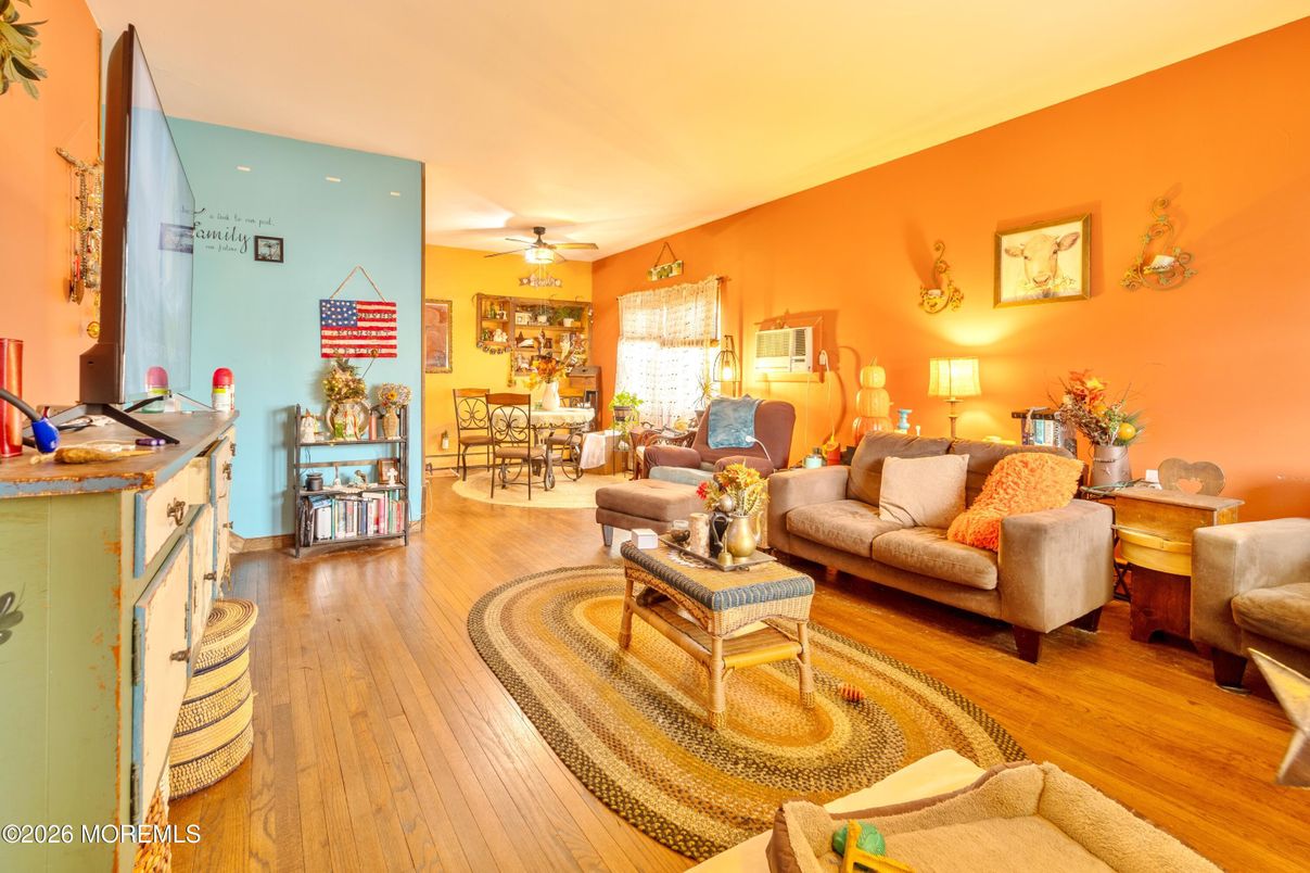 Dining room, Interior, Living room, Wood Texture Flooring