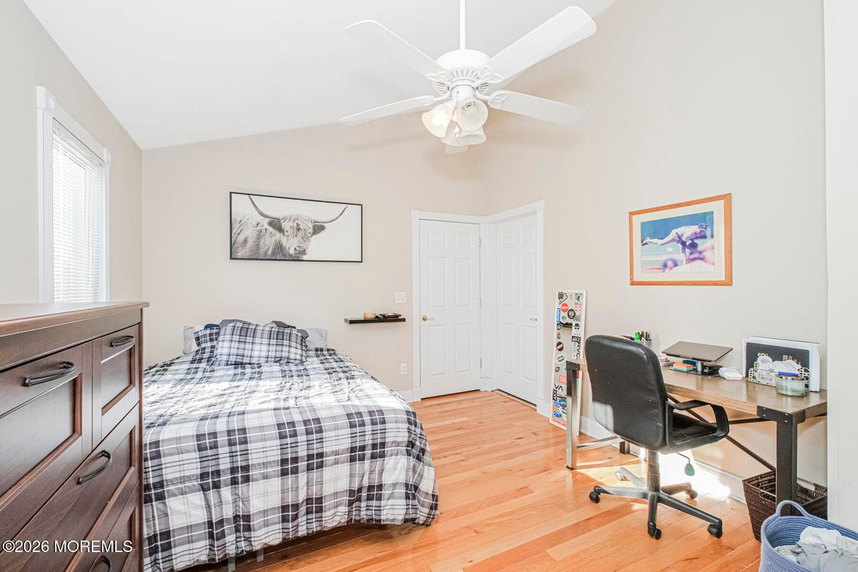 Bedroom, Home Office, Interior, Wood Texture Flooring