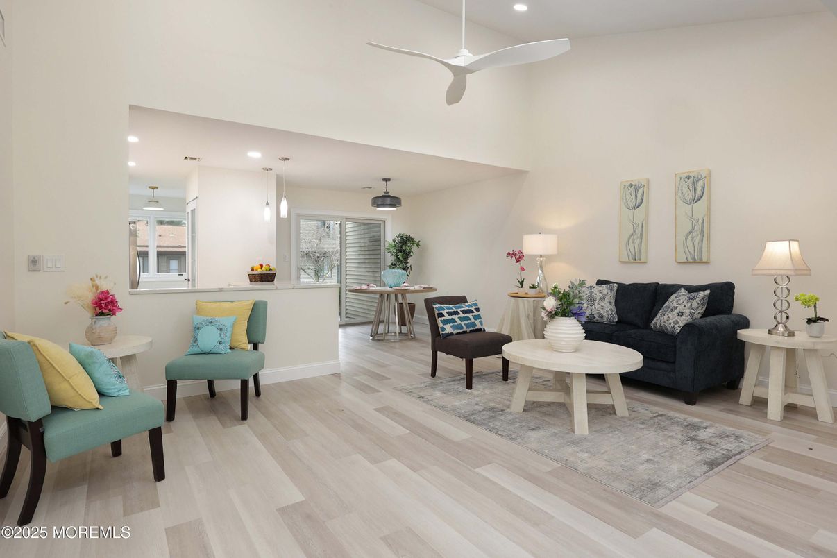 Dining room, Interior, Living room, Pendant Lights, Recessed Lighting, Wood Texture Flooring