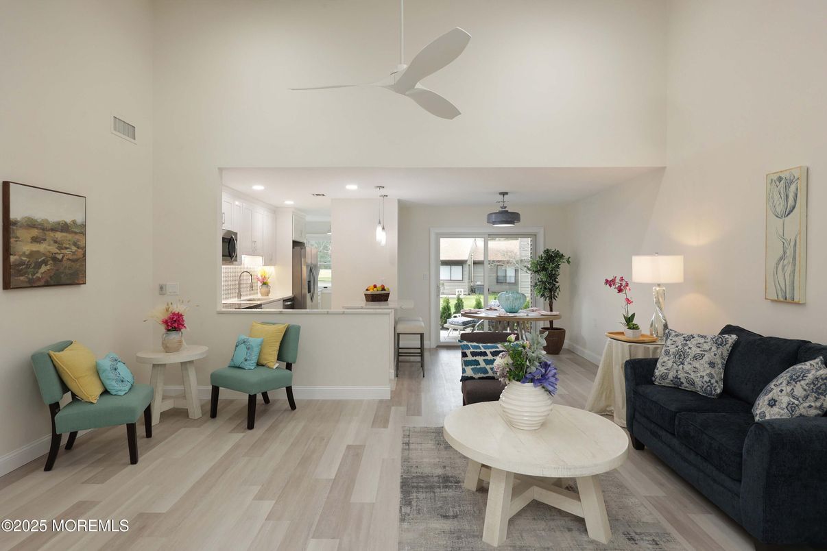 Dining room, Interior, Kitchen, Living room, Pendant Lights, Recessed Lighting, Stainless Steel Appliances, Wood Texture Flooring