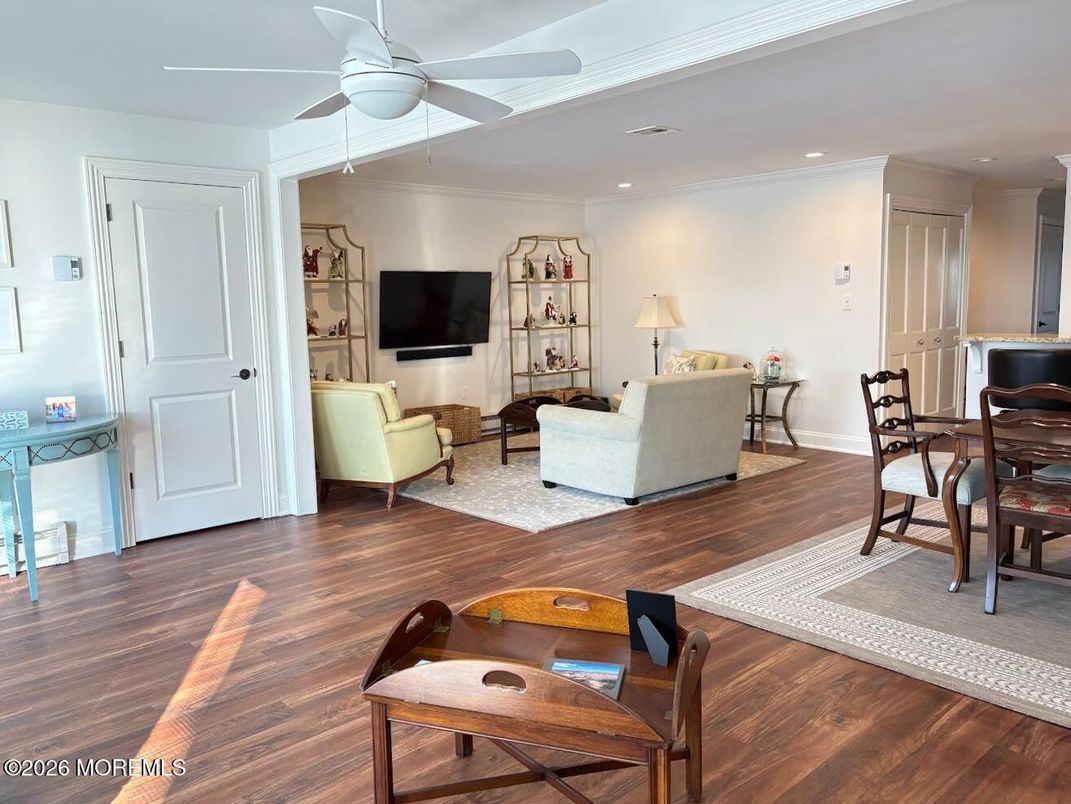 Dining room, Interior, Living room, Recessed Lighting, Wood Texture Flooring