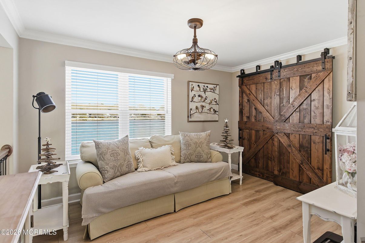 Chandelier, Interior, Wood Texture Flooring