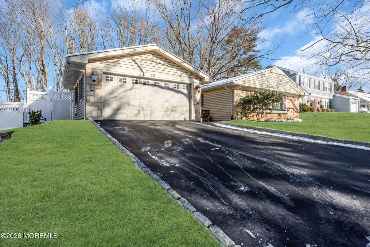 Detached Garage, Exterior
