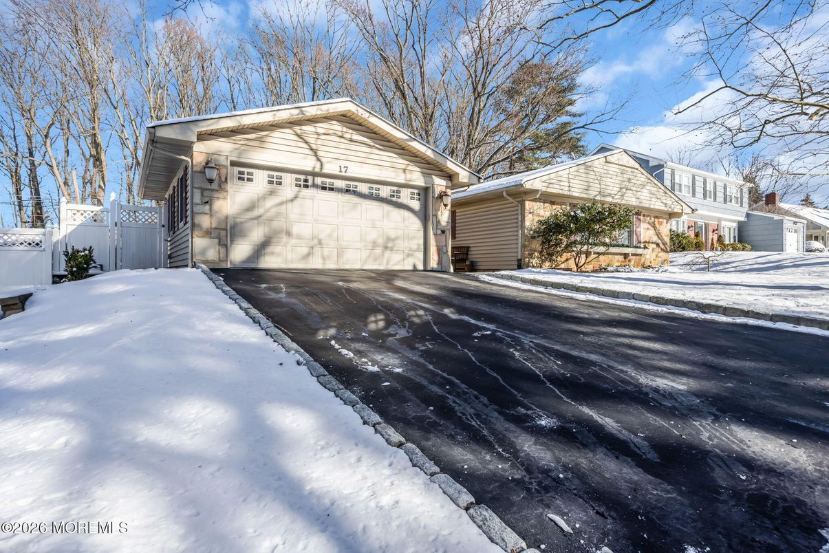 Detached Garage, Exterior