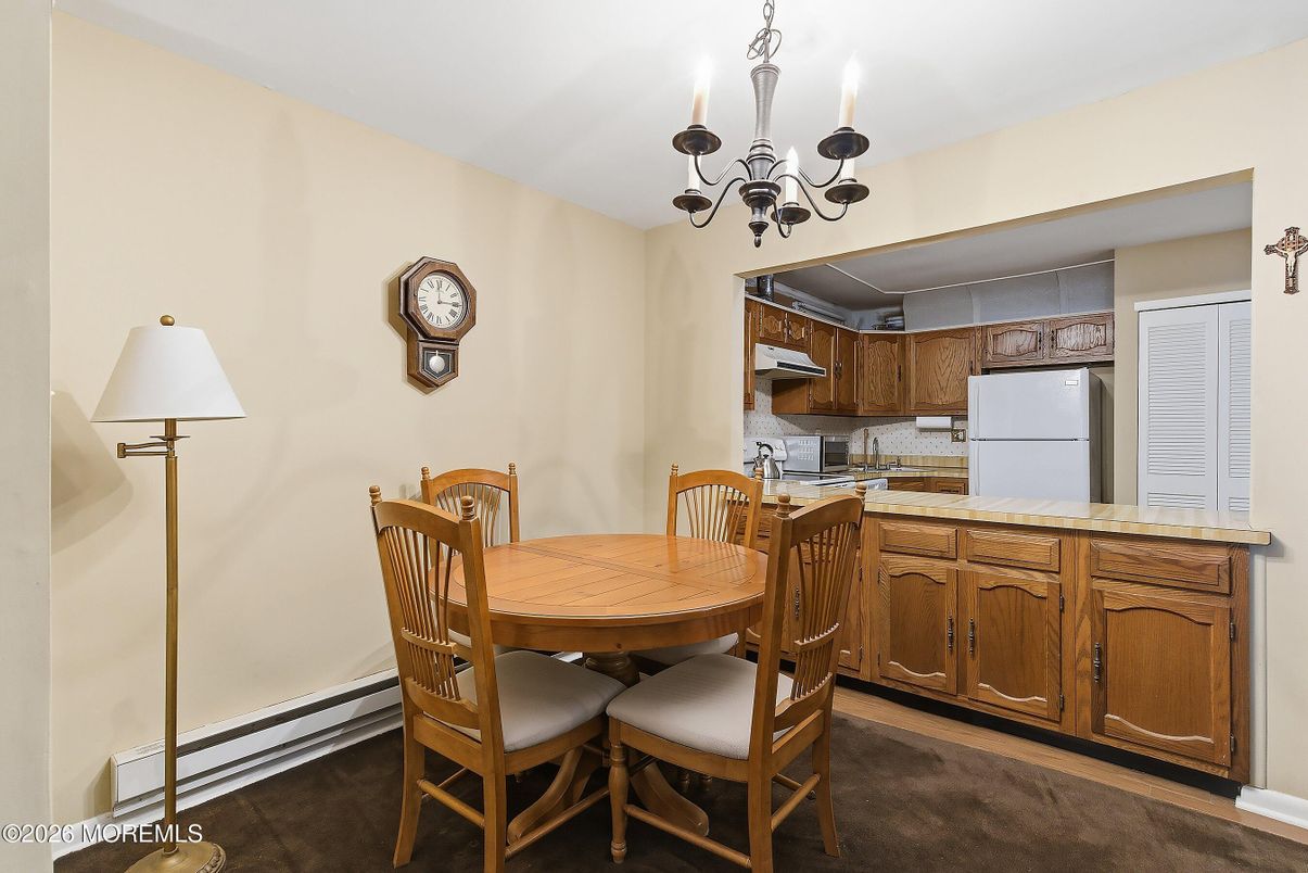 Chandelier, Dining room, Interior, Kitchen