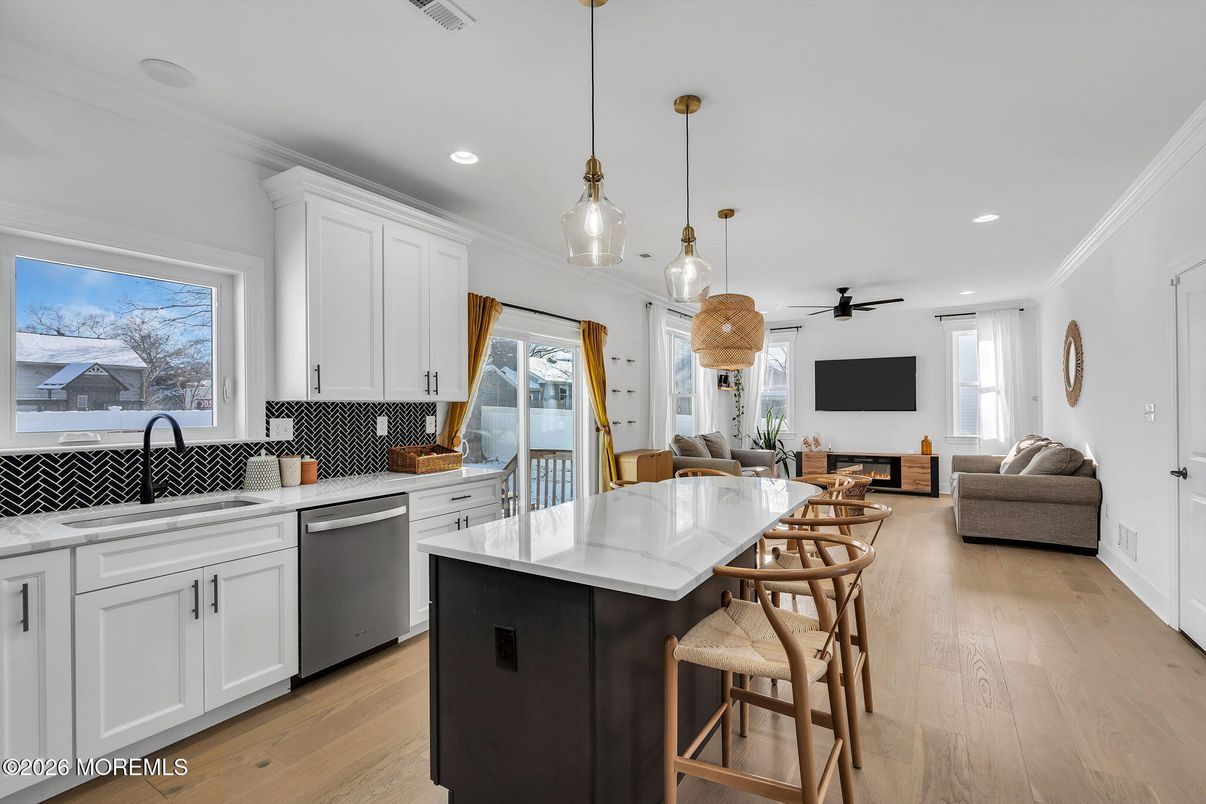 Interior, Kitchen, Pendant Lights, Recessed Lighting, Wood Texture Flooring