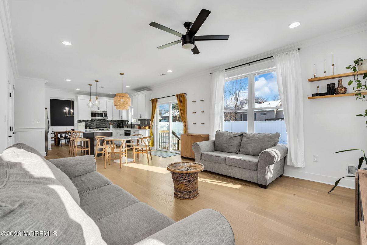 Dining room, Interior, Kitchen, Living room, Pendant Lights, Recessed Lighting, Wood Texture Flooring