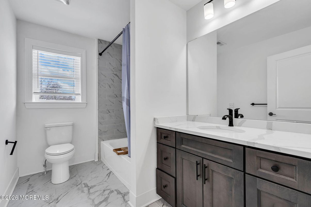 Bathroom, Interior, Marble, Marble Walls