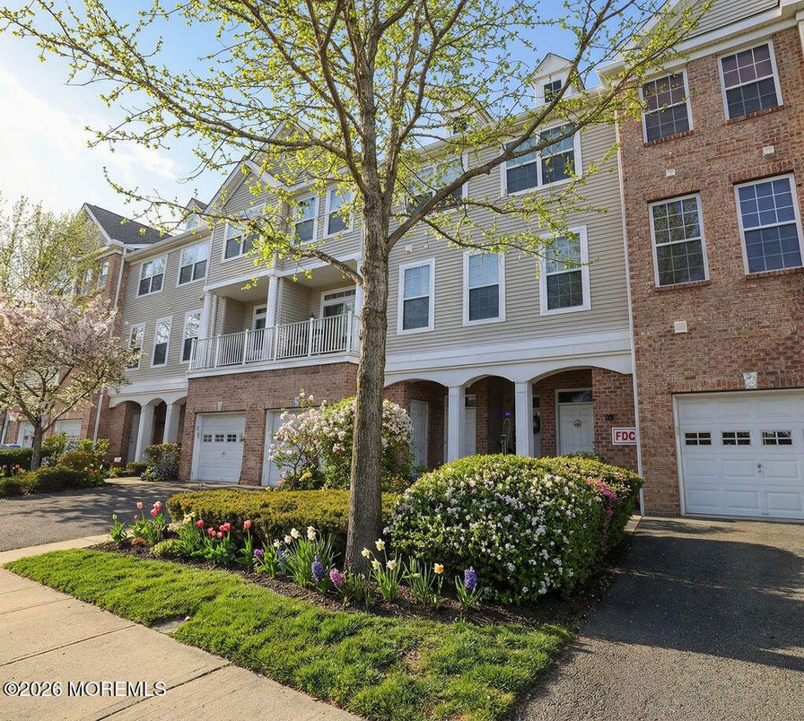 Attached, Exterior, Facade, Brick Facade, Rowhouse