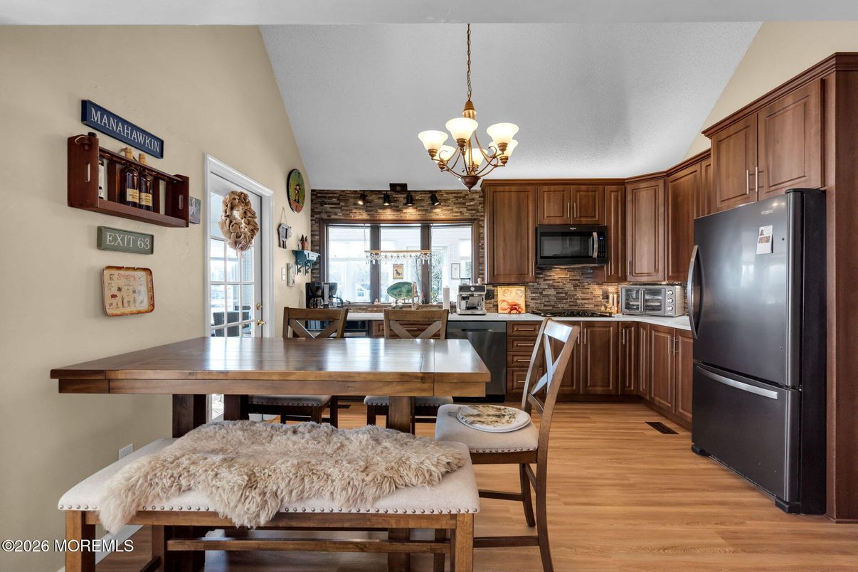 Chandelier, Dining room, Interior, Kitchen, Wood Texture Flooring
