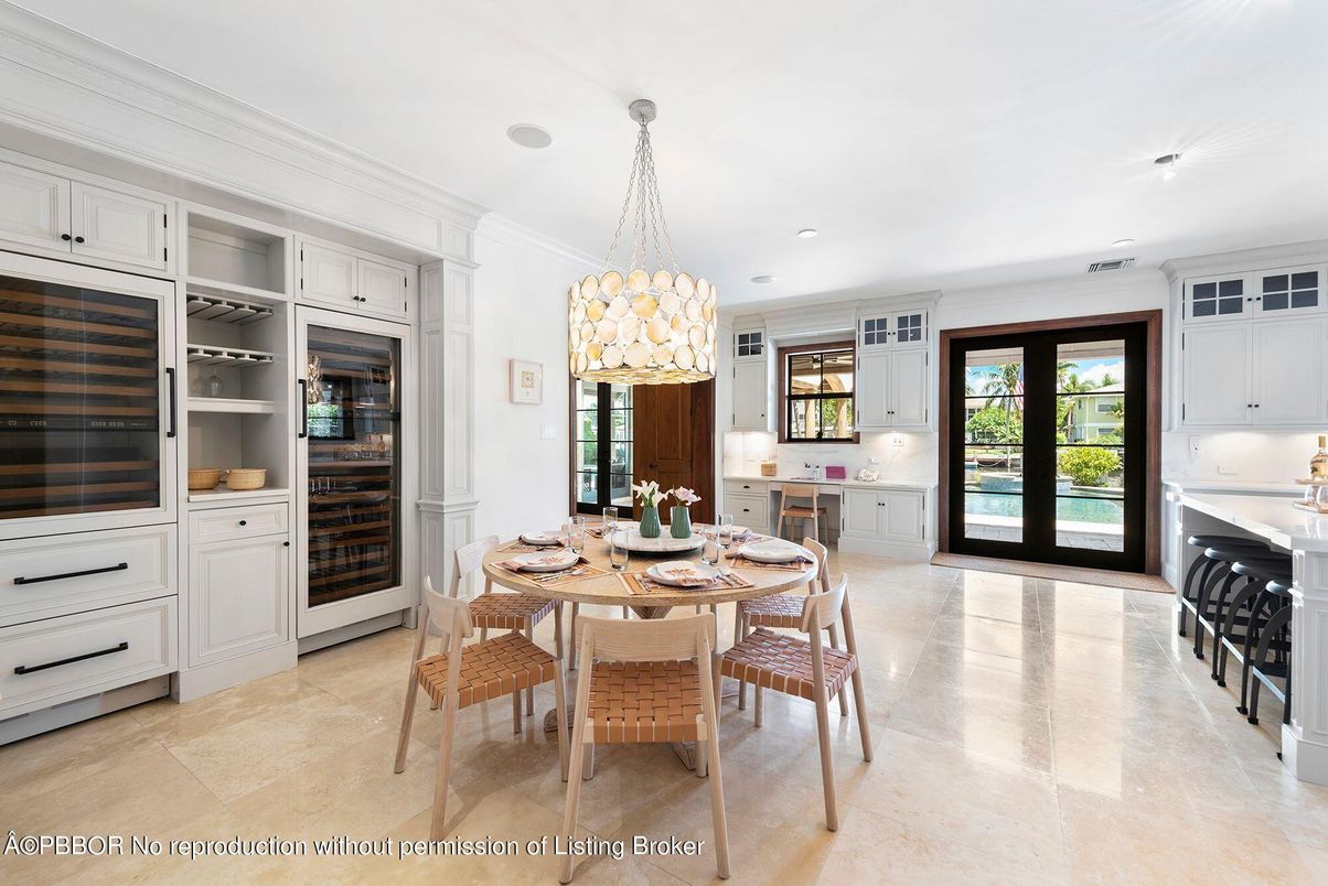 Dining room, Interior, Kitchen, Pendant Lights, Recessed Lighting