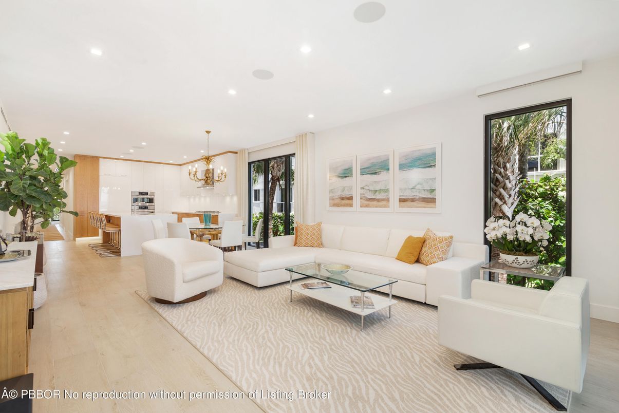 Chandelier, Dining room, Interior, Kitchen, Living room, Pendant Lights, Recessed Lighting, Wood Texture Flooring