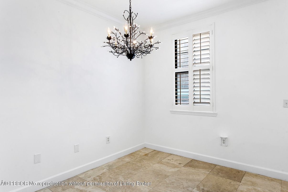 Chandelier, Empty room, Interior