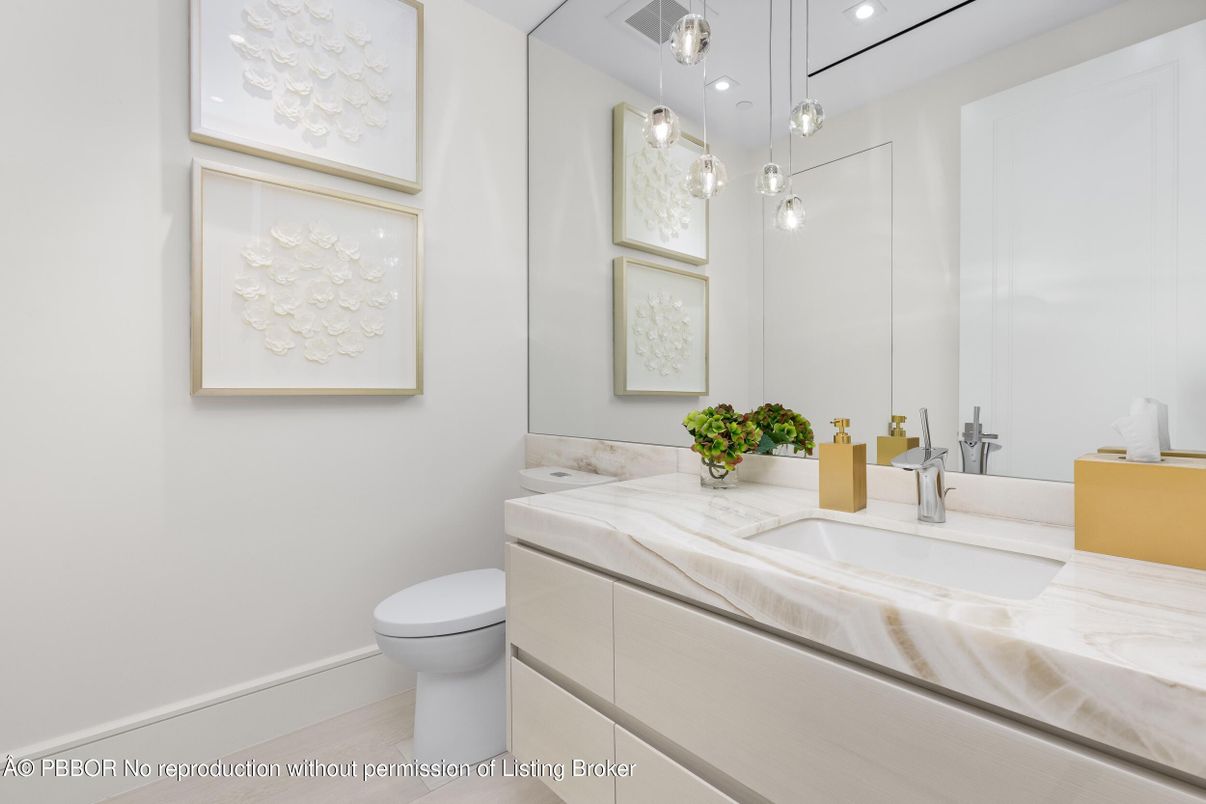 Bathroom, Interior, Pendant Lights