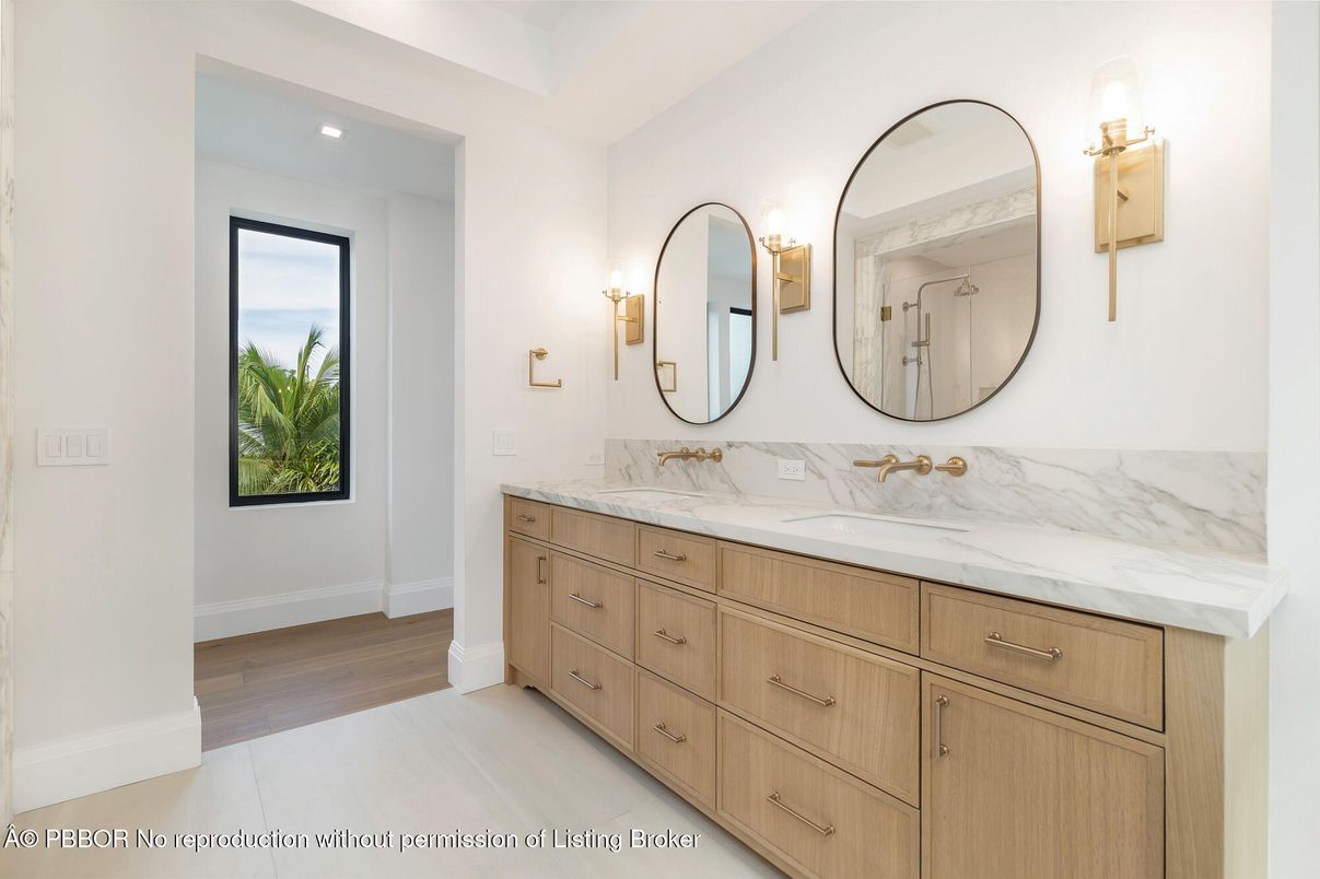 Bathroom, Dual Sink Vanities, Interior, Recessed Lighting, Wood Texture Flooring