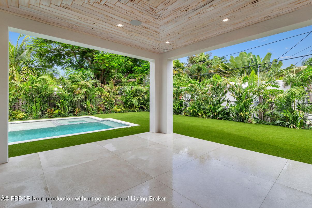 Backyard, Exterior, Pool