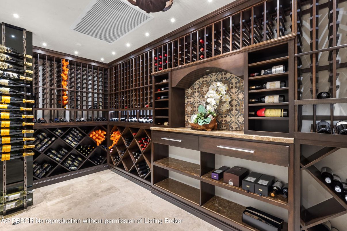 Interior, Recessed Lighting, Wine Storage
