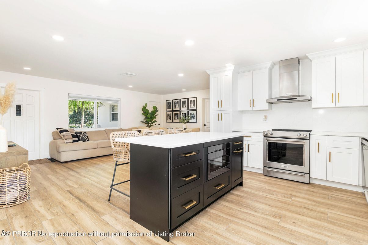 Interior, Kitchen, Living room, Recessed Lighting, Stainless Steel Appliances, Wood Texture Flooring