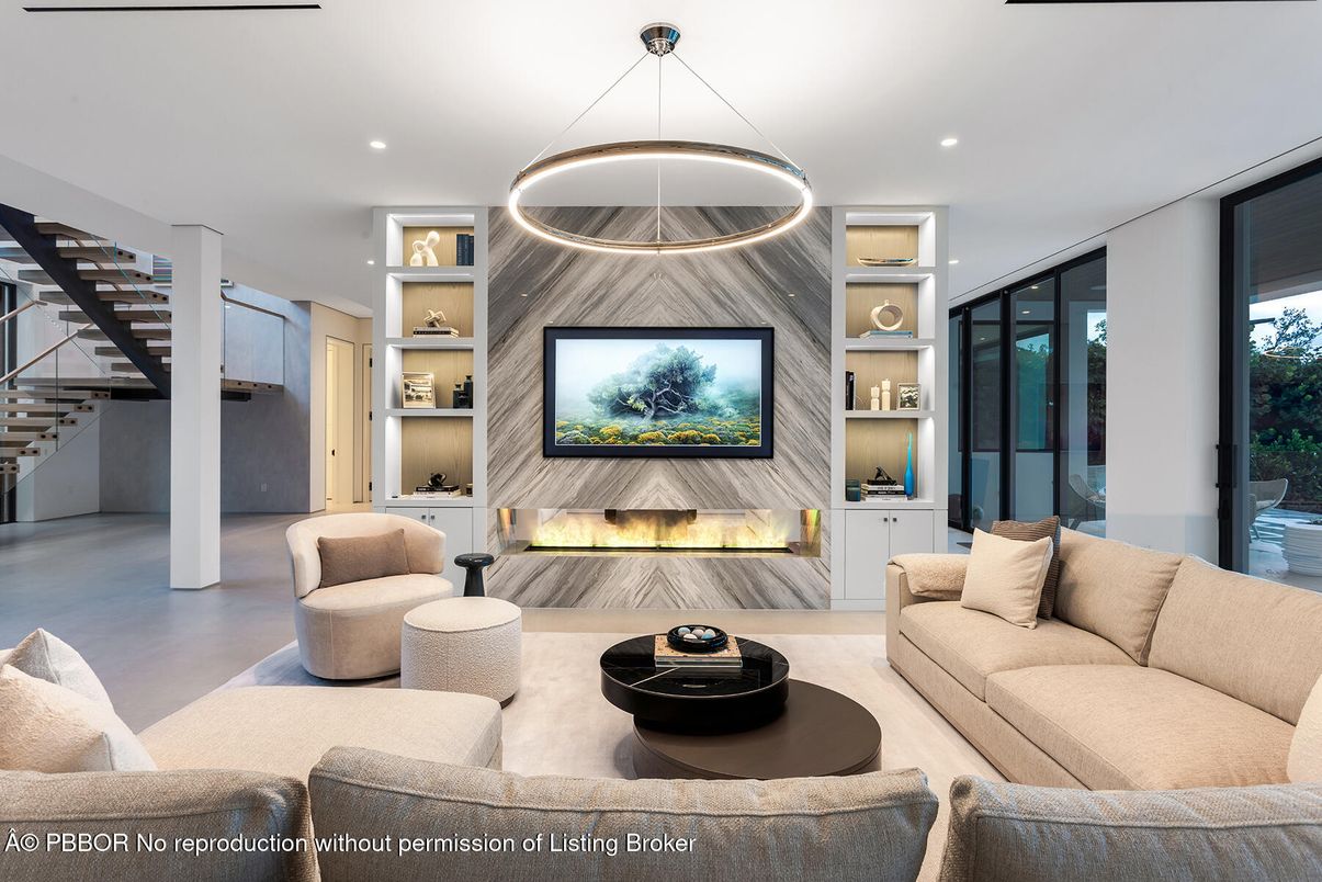 Fireplace, Interior, Living room, Pendant Lights, Recessed Lighting, Wood Texture Flooring