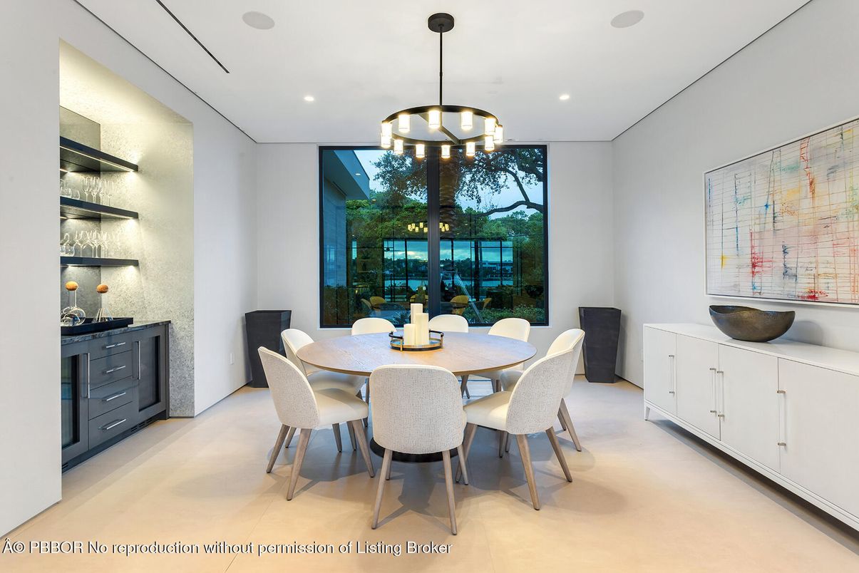 Dining room, Interior, Pendant Lights, Recessed Lighting