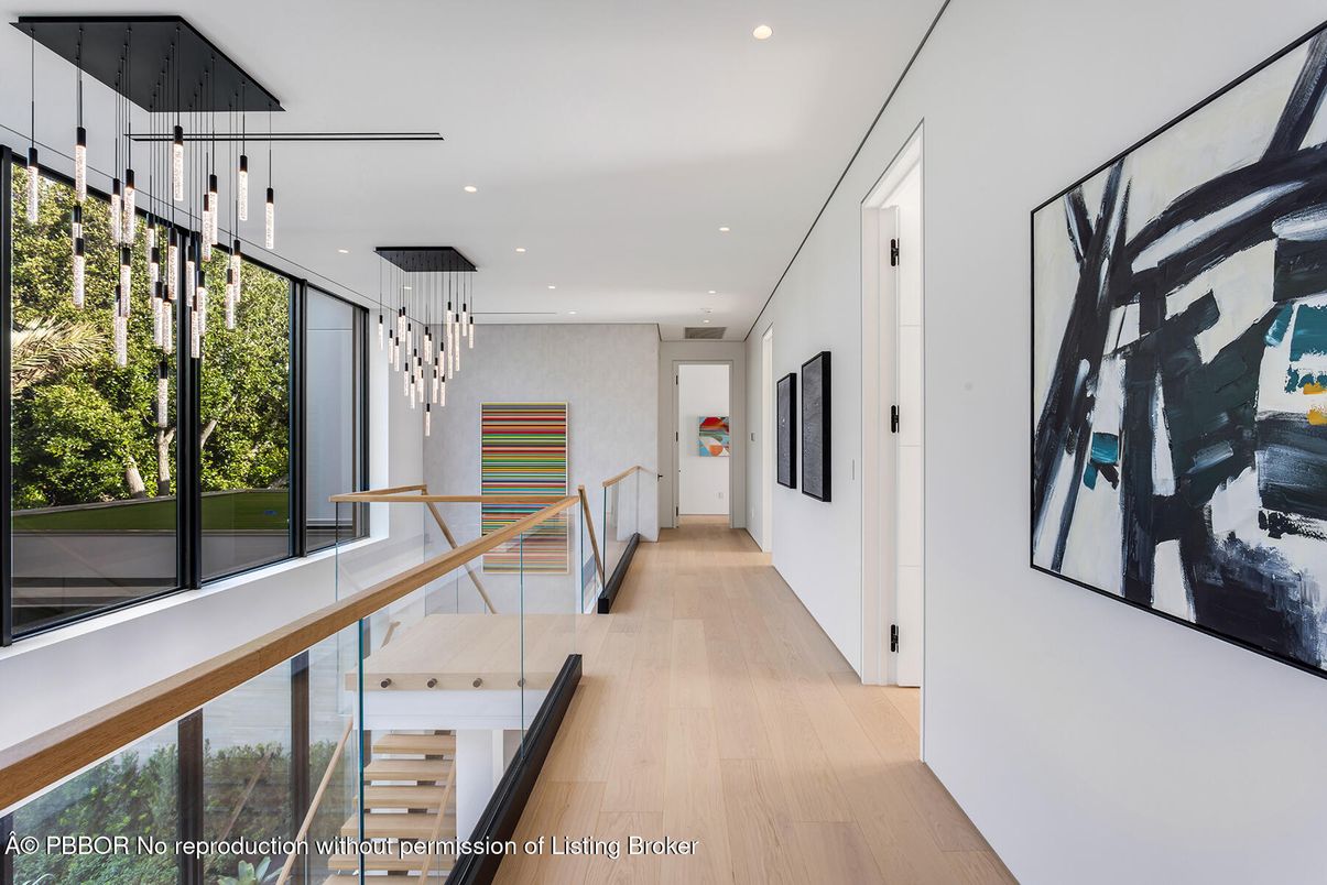 Interior, Pendant Lights, Recessed Lighting, Wood Texture Flooring