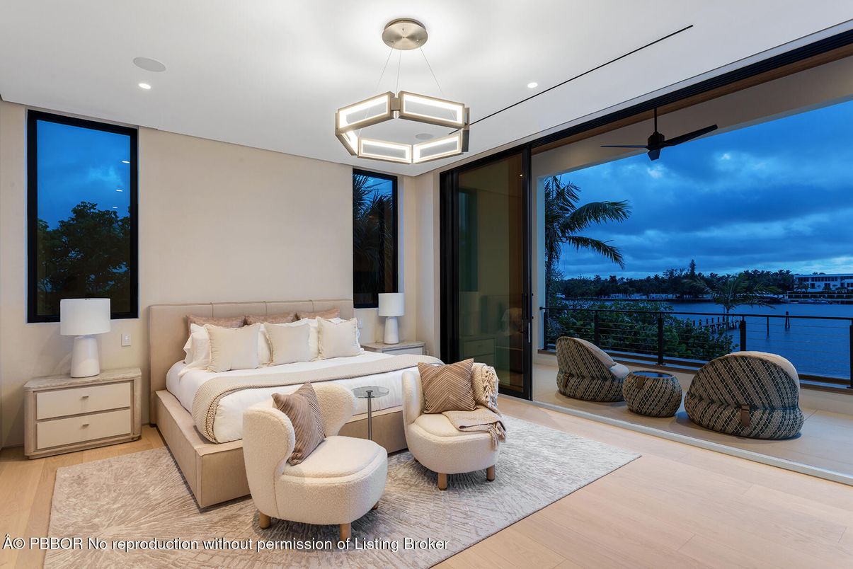 Bedroom, Interior, Pendant Lights, Recessed Lighting, Water, Wood Texture Flooring