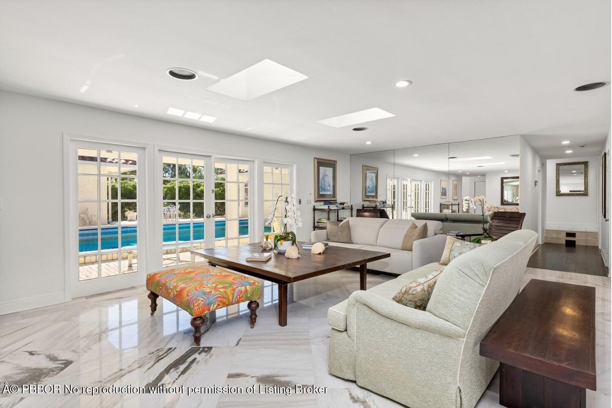 Interior, Living room, Marble, Recessed Lighting