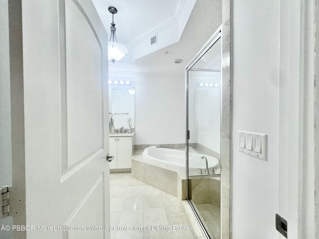 Bathroom, Glass Shower, Interior, Pendant Lights
