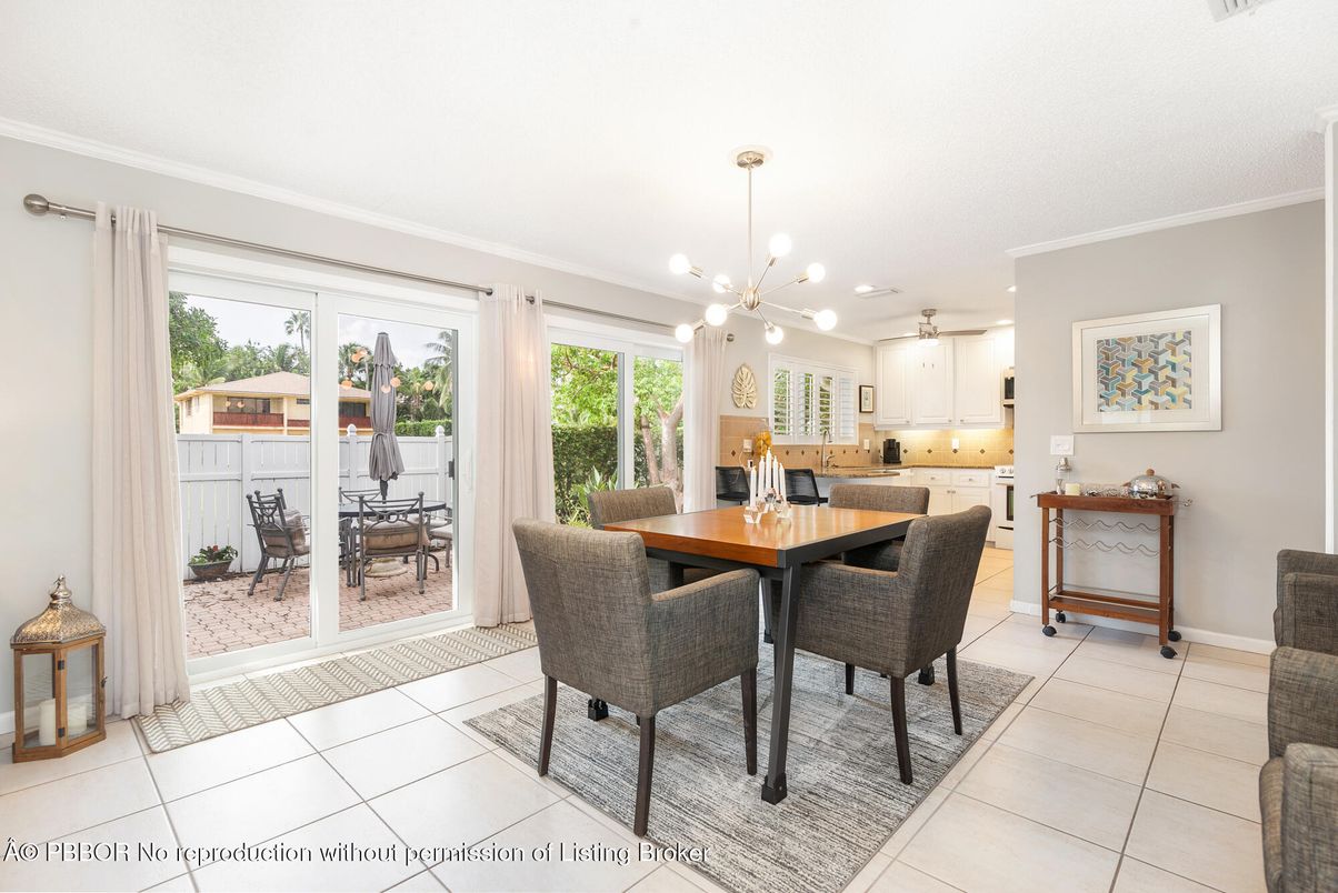 Dining room, Interior, Kitchen, Pendant Lights