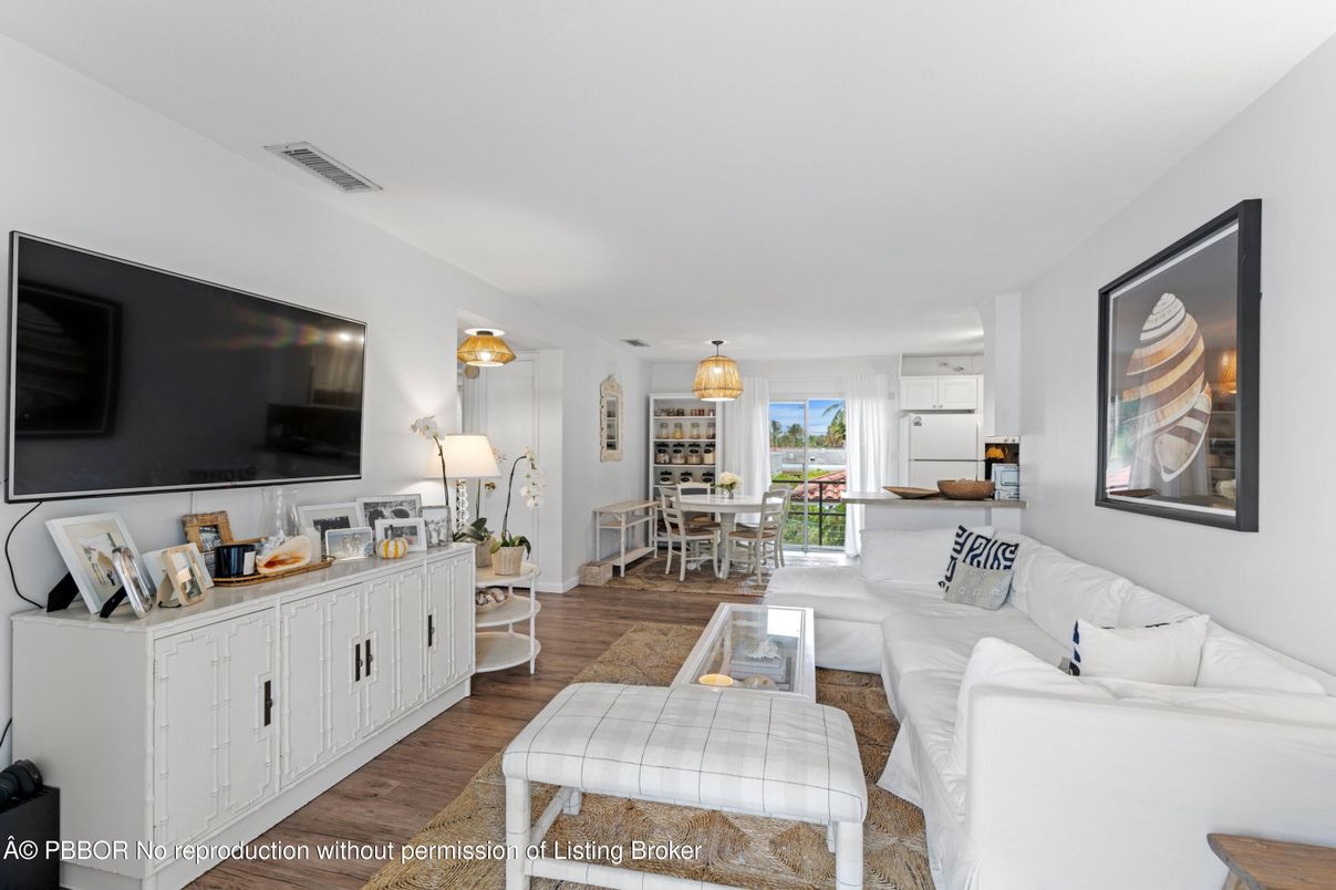 Dining room, Interior, Living room, Wood Texture Flooring