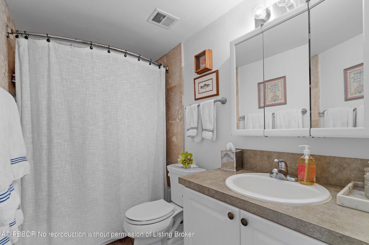 Bathroom, Interior