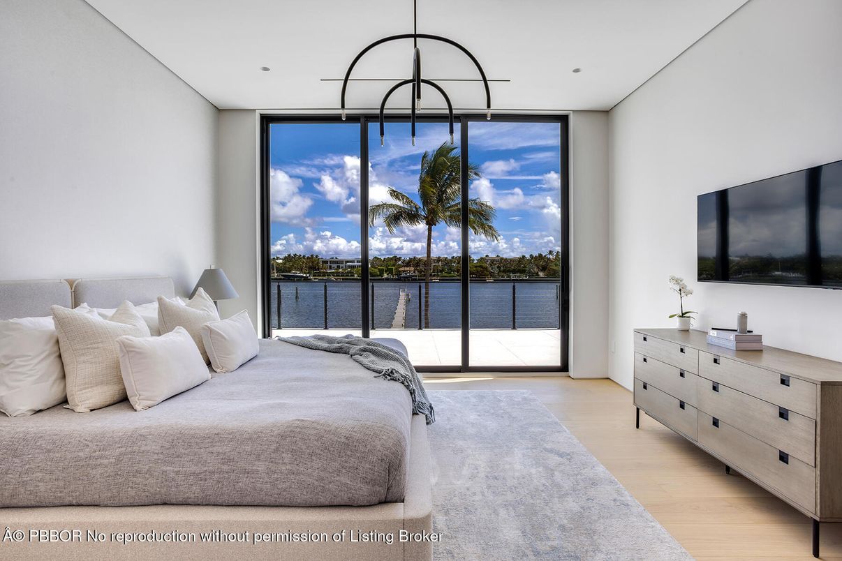 Bedroom, Interior, Water, Wood Texture Flooring