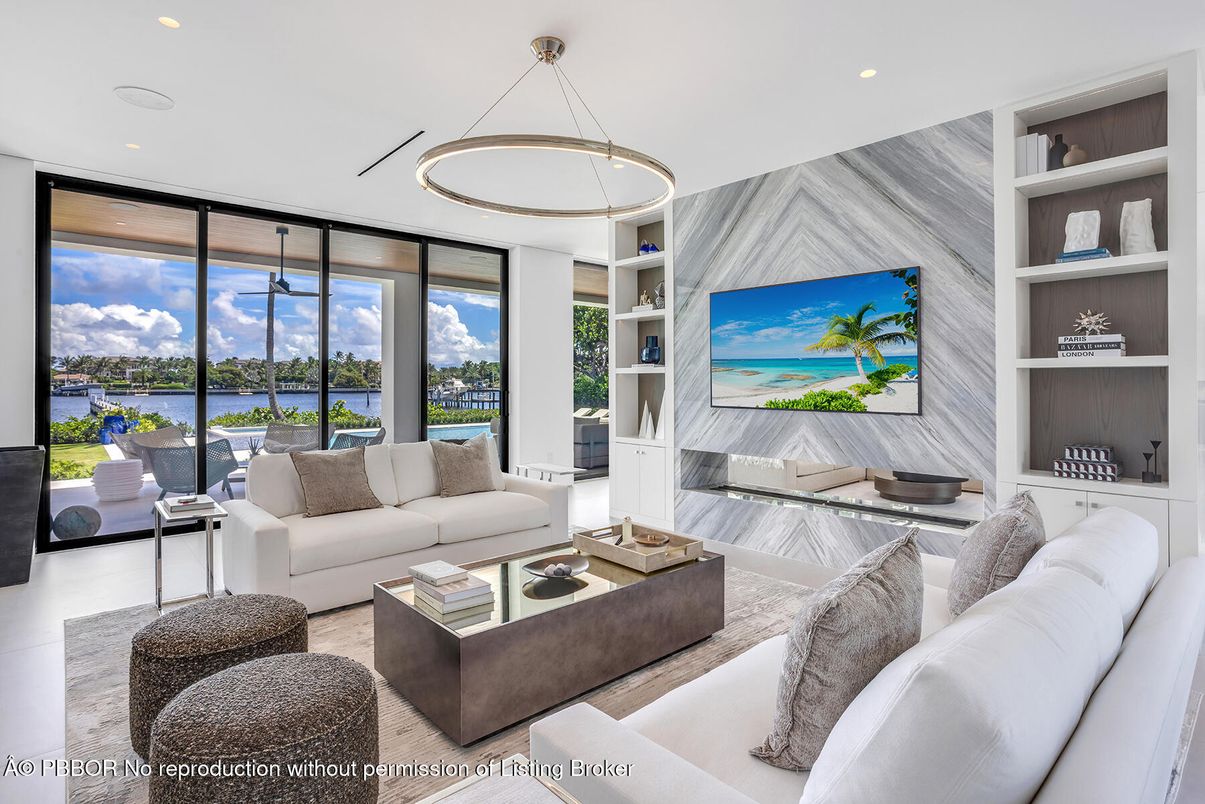 Interior, Living room, Pendant Lights, Recessed Lighting, Water