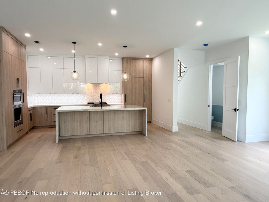 Interior, Kitchen, Pendant Lights, Recessed Lighting, Wood Texture Flooring