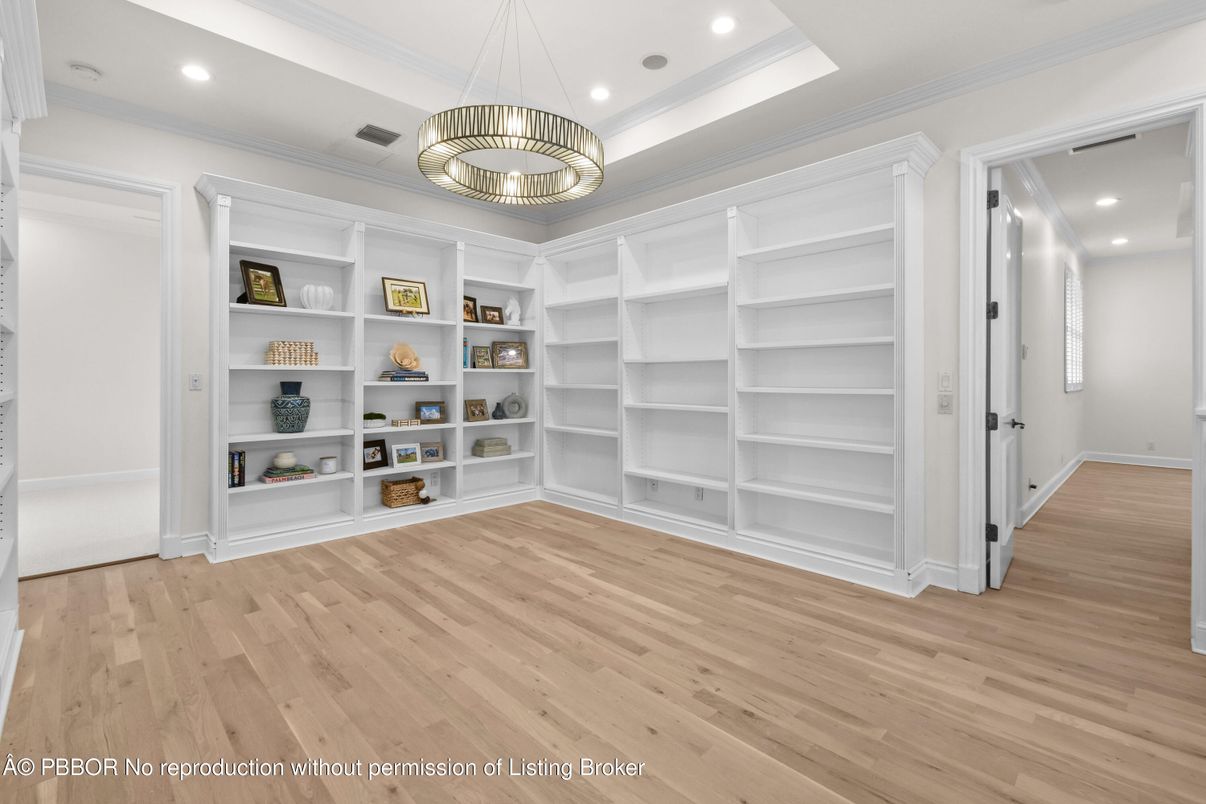 Interior, Pendant Lights, Recessed Lighting, Wood Texture Flooring