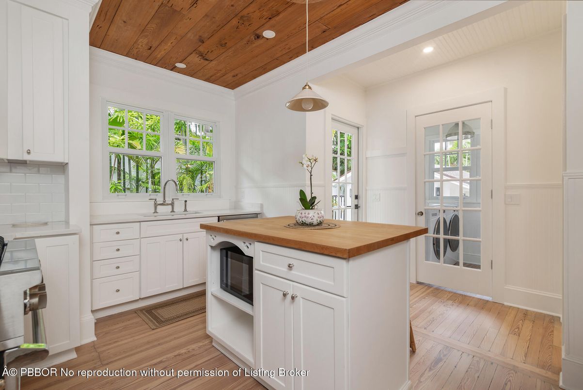 Interior, Kitchen, Pendant Lights, Recessed Lighting, Wooden Ceilings, Wood Texture Flooring