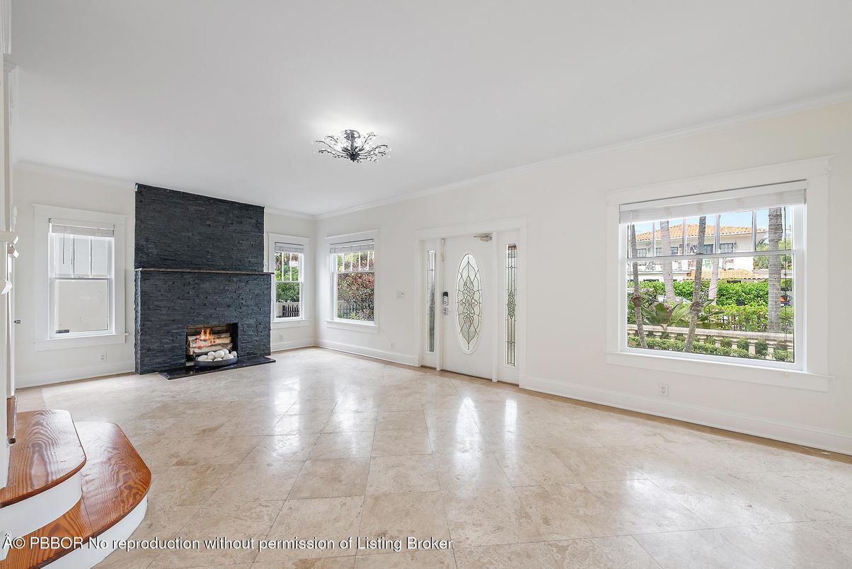 Empty room, Fireplace, Interior