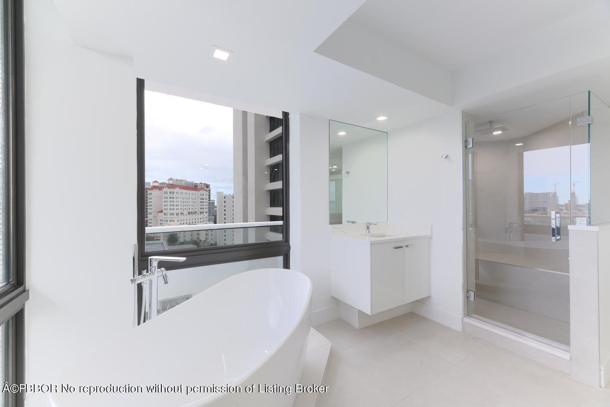 Bathroom, Free Standing Baths, Glass Shower, Interior, Recessed Lighting