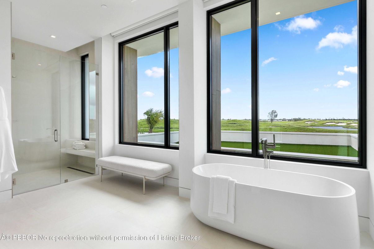 Bathroom, Free Standing Baths, Glass Shower, Interior, Recessed Lighting, Water
