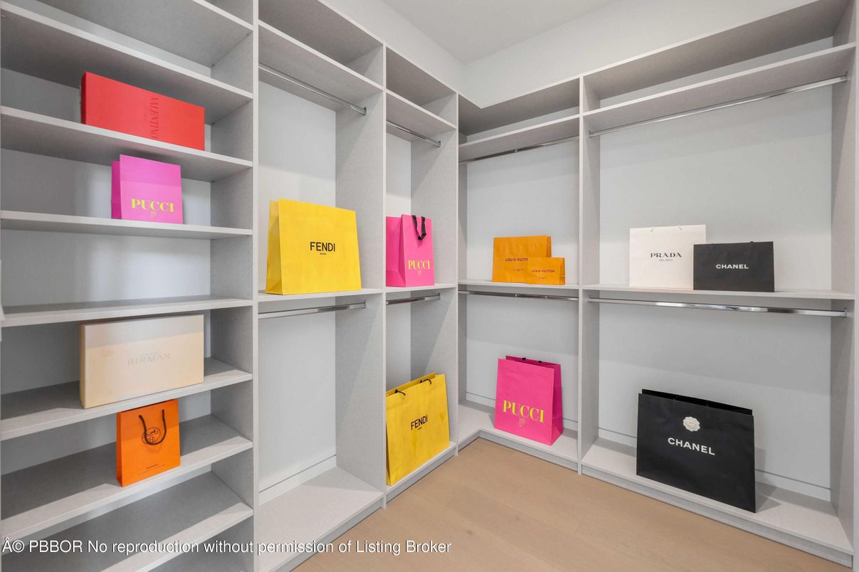 Interior, Walk-in Closets, Wood Texture Flooring