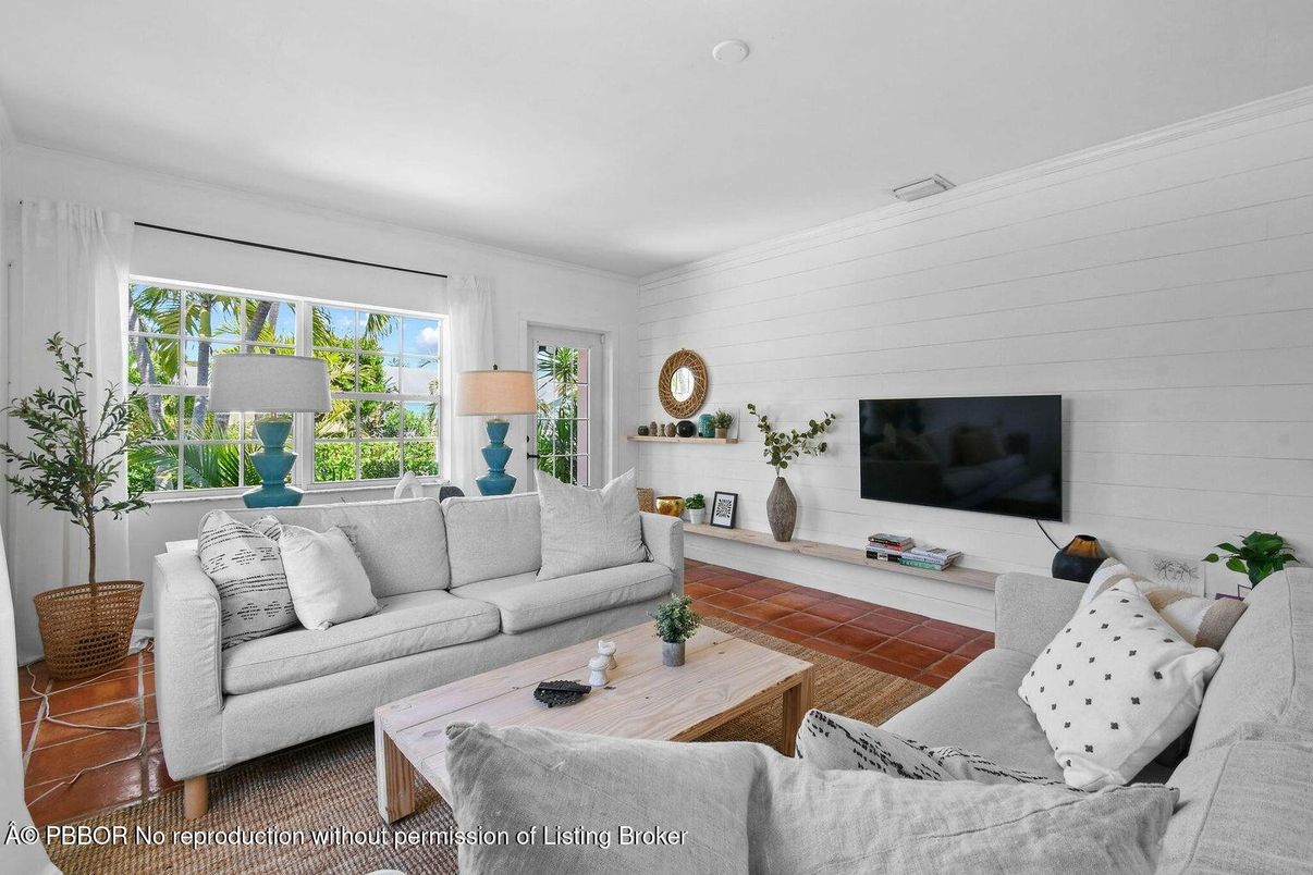 Interior, Living room