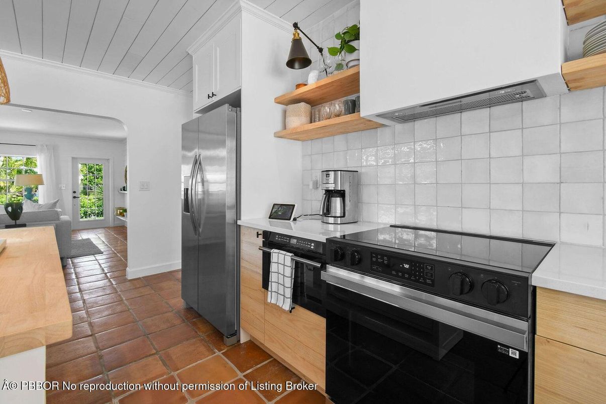 Interior, Kitchen, Stainless Steel Appliances