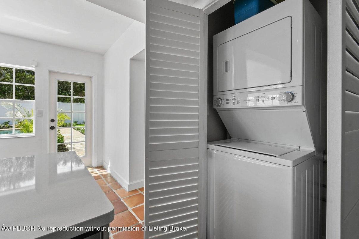 Interior, Utility Closets, Washer