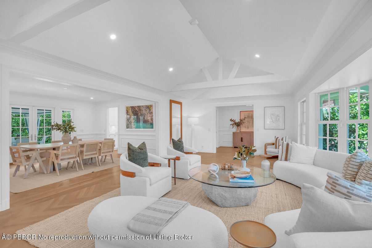 Dining room, Interior, Living room, Recessed Lighting, Wood Texture Flooring