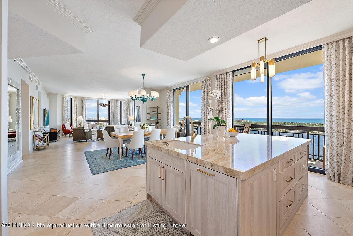 Chandelier, Dining room, Interior, Kitchen, Living room, Pendant Lights, Recessed Lighting, Water